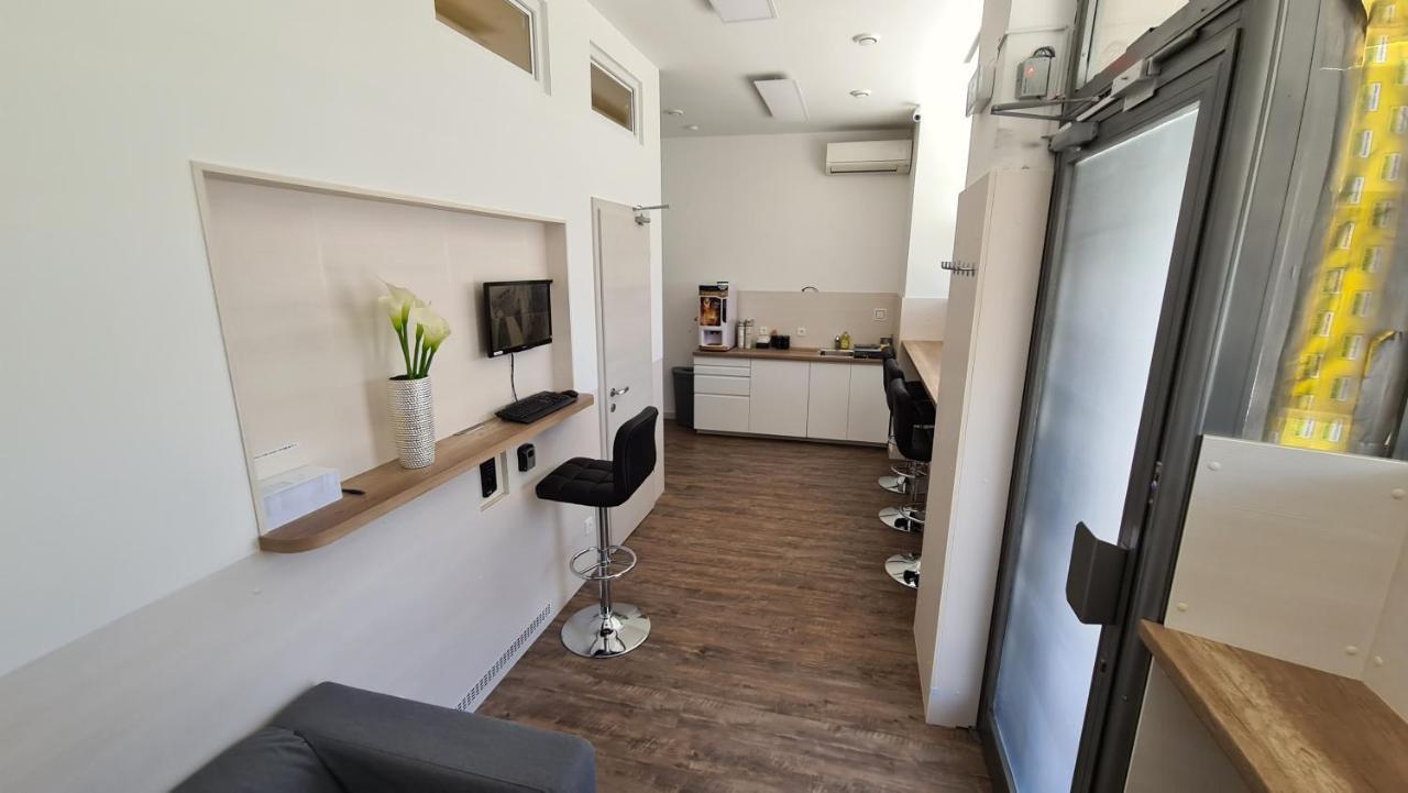 Cabin Hostel Ljubljana Dış mekan fotoğraf